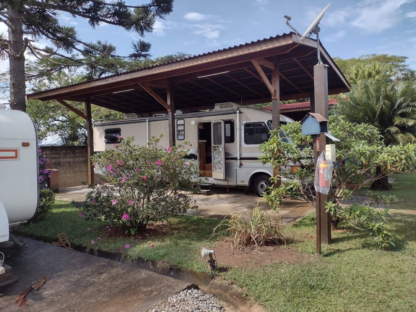 RV Park 241 RV’s Parking Trailer (Manfredo) - Image 4