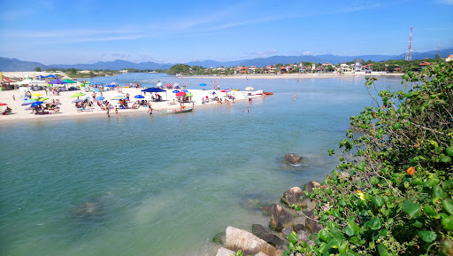 Guarda do Embaú Surf Camp - Image 3