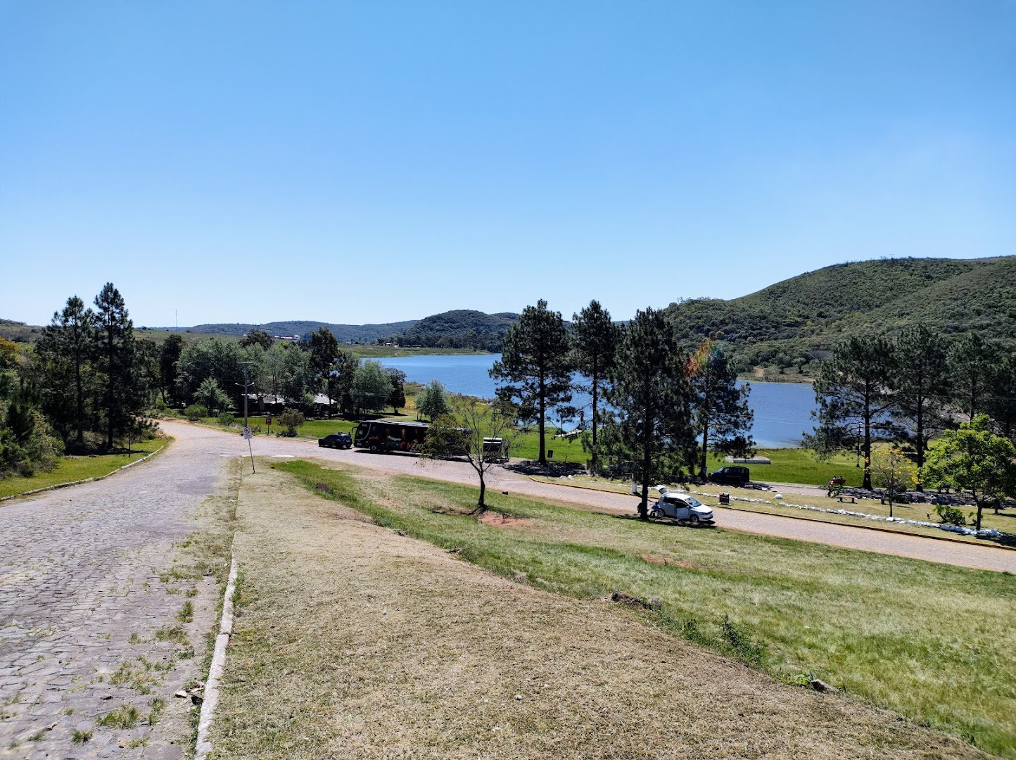 Camping Parque Municipal Lago do Batuva - Image 3