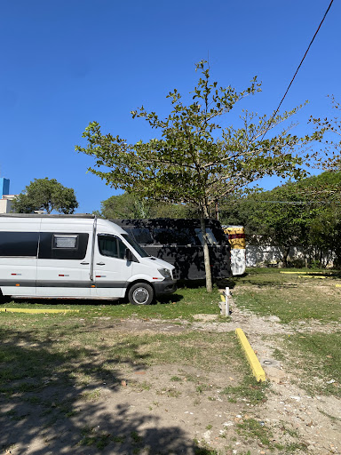 Estacionamento & Camping Vitória - Image 3