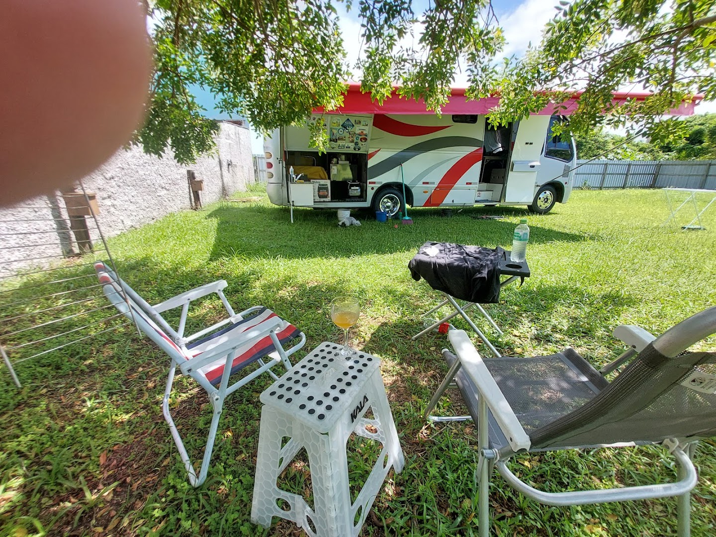 Parking OVERLAND MOTORHOME - Image 4