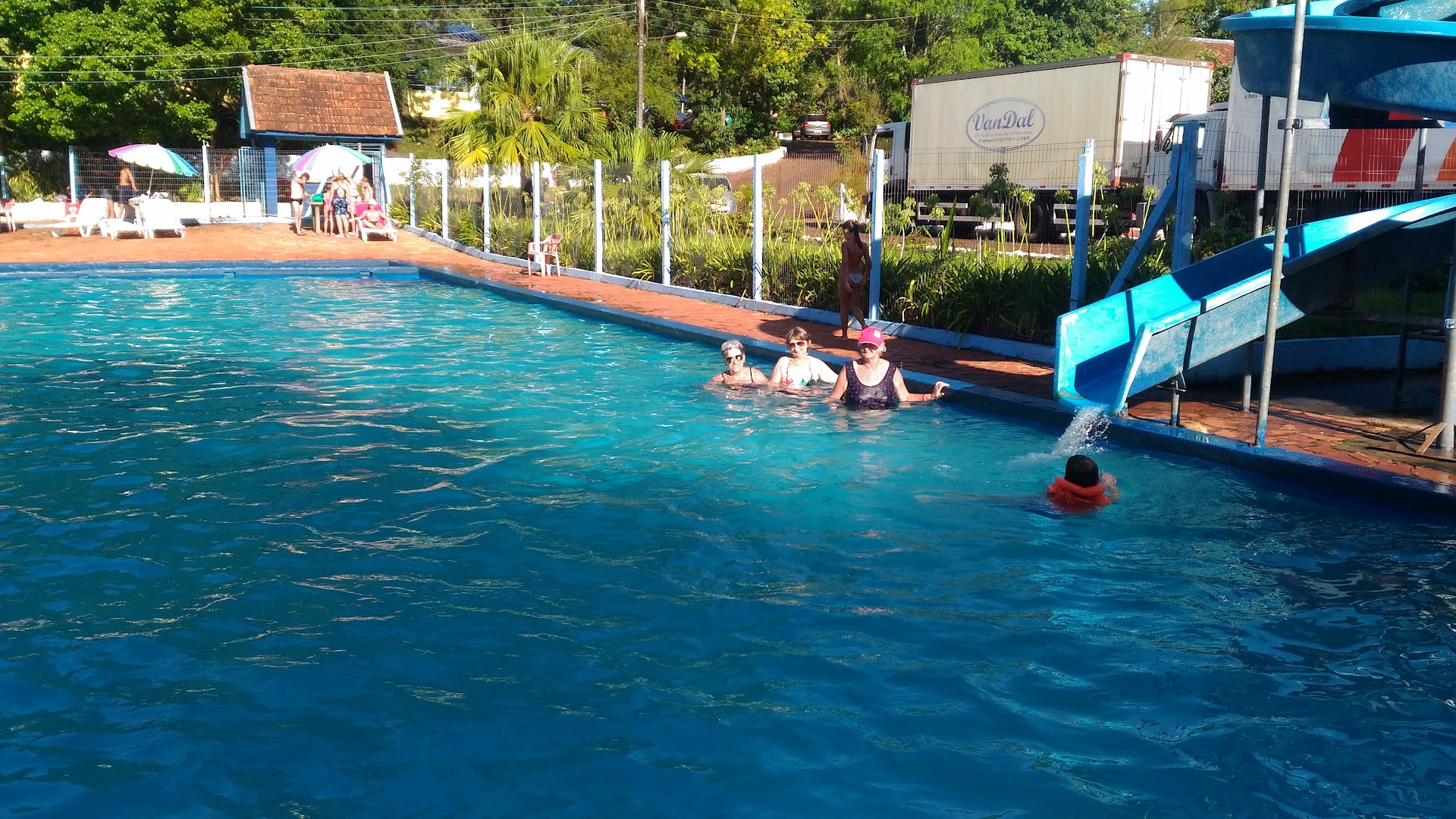 Parque Balneário Amorim - Hotel Cabanas Pousada Pernoite - Image 5