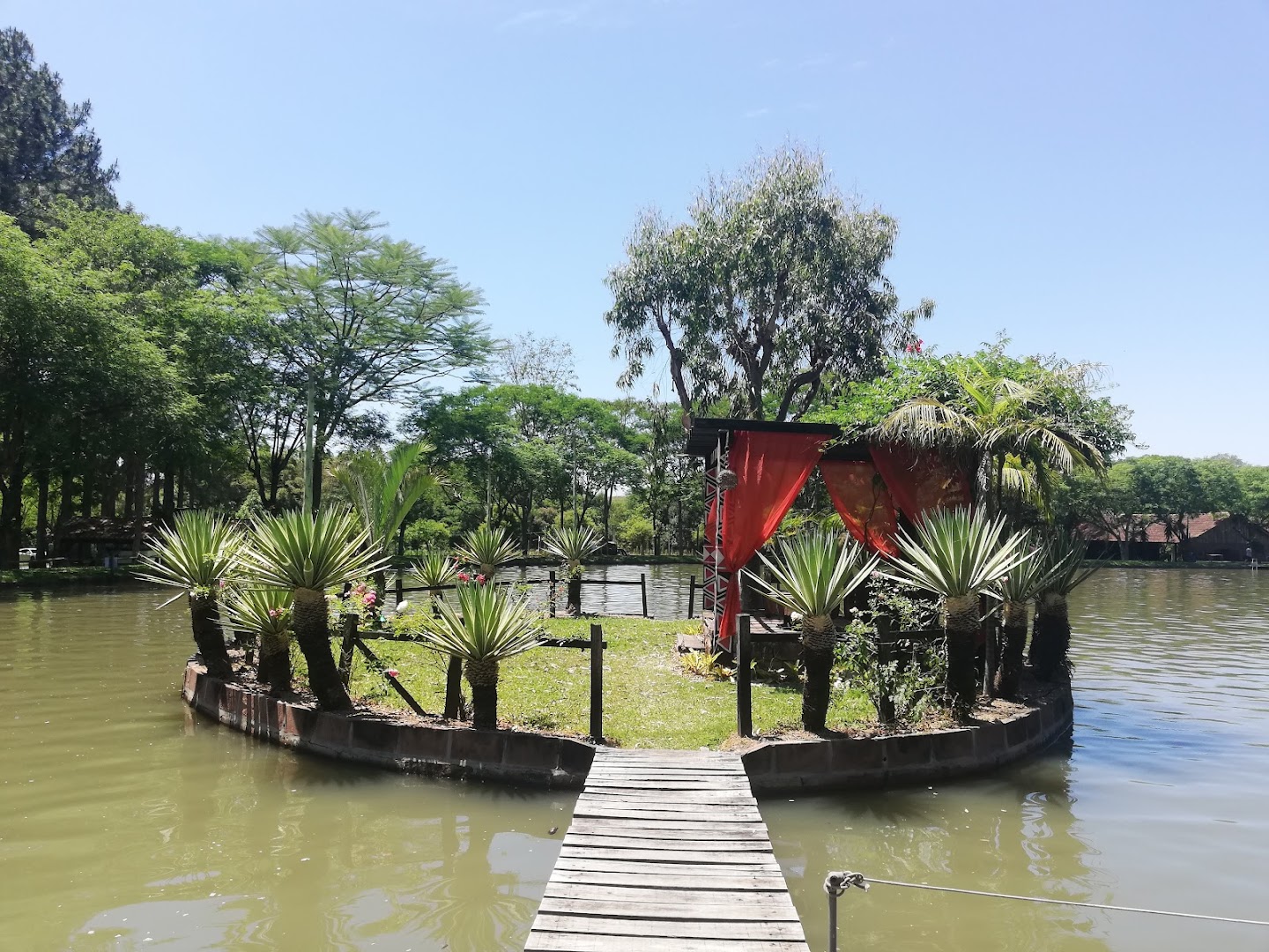 Tobacco Country - Main Image