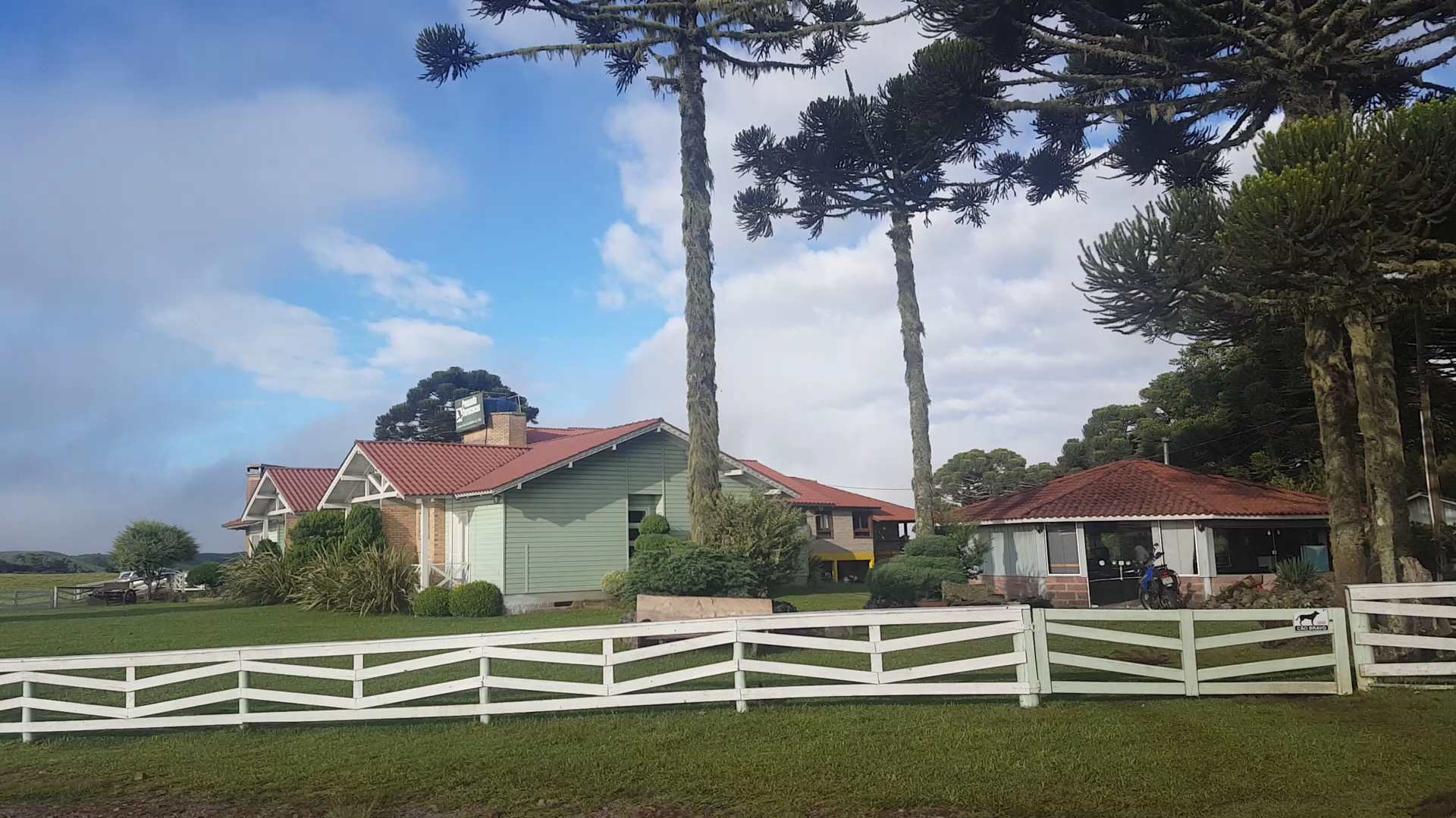 Pousada e Camping Corucacas - Cambará do Sul - Image 2