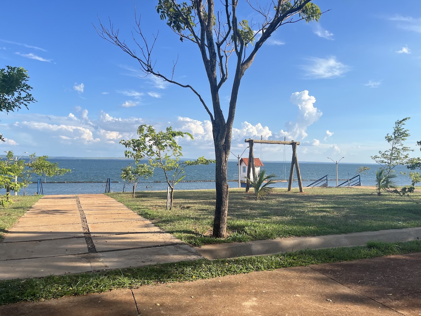 Balneario municipal de Anaurilândia - Image 3