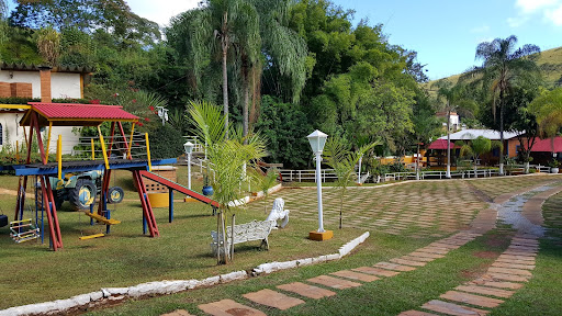 Recanto dos Carvalhos - Pousada e Camping - Main Image