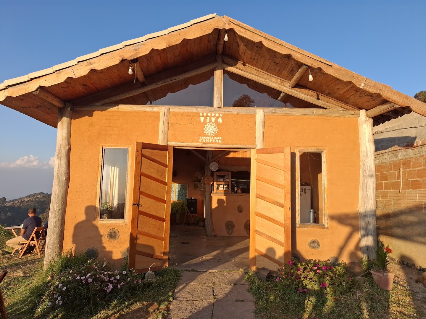 Sempre Viva. Taberna-Café-Camping - Main Image