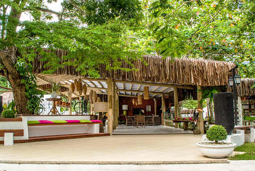 Hotel Mundaí Praia Camping - Main Image