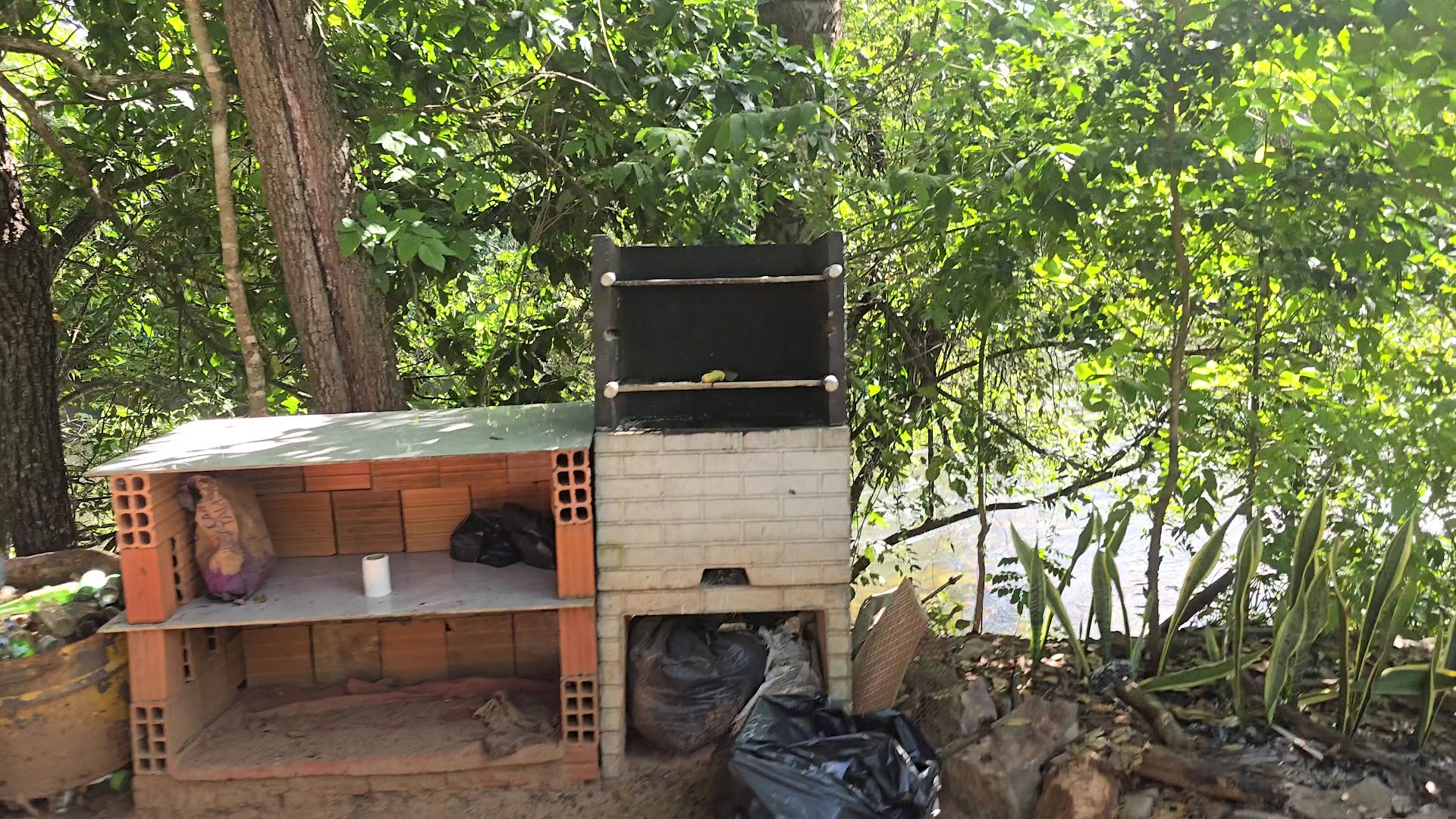 Camping Rock Base - Image 2